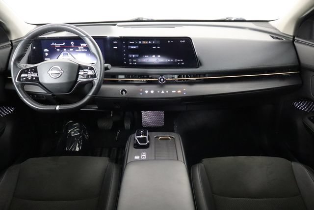 Used 2023 Nissan Ariya AWD image 13