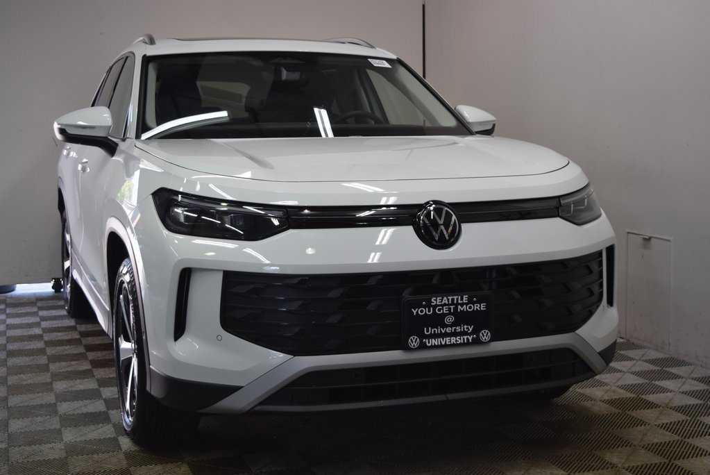New 2025 Volkswagen Tiguan SE