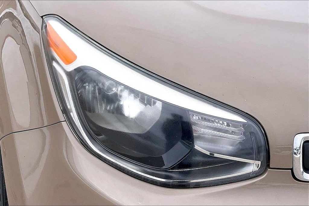 Used 2015 Kia Soul image 27