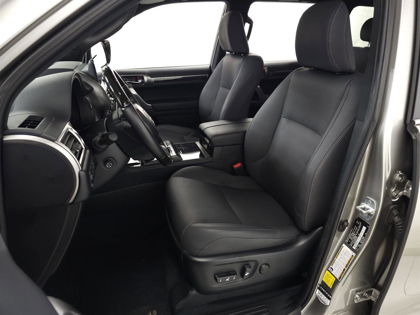Used 2023 Lexus GX 460 Premium w/ Accessory Package AWD/4WD image 17