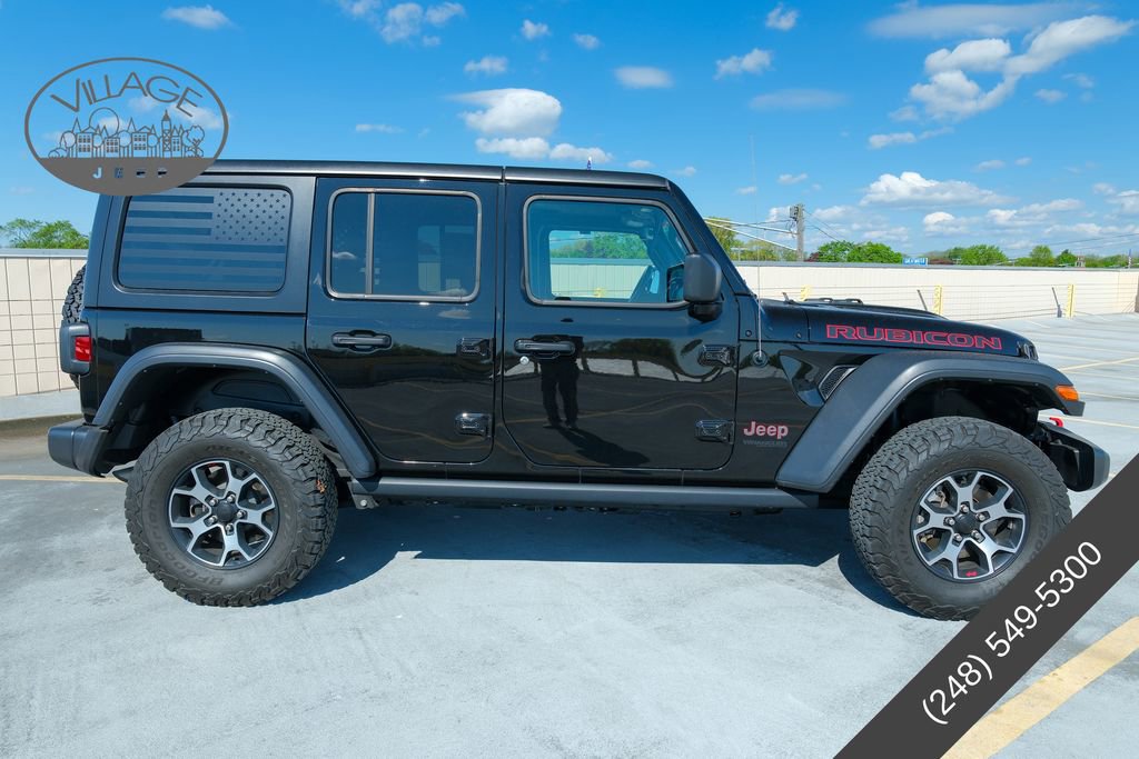 Used 2022 Jeep Wrangler Unlimited Rubicon w/ Cold Weather Group AWD/4WD image 2