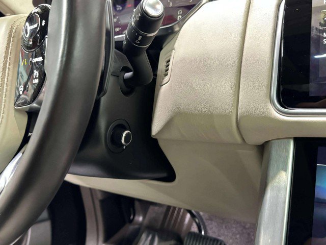 Used 2019 Land Rover Range Rover HSE image 40