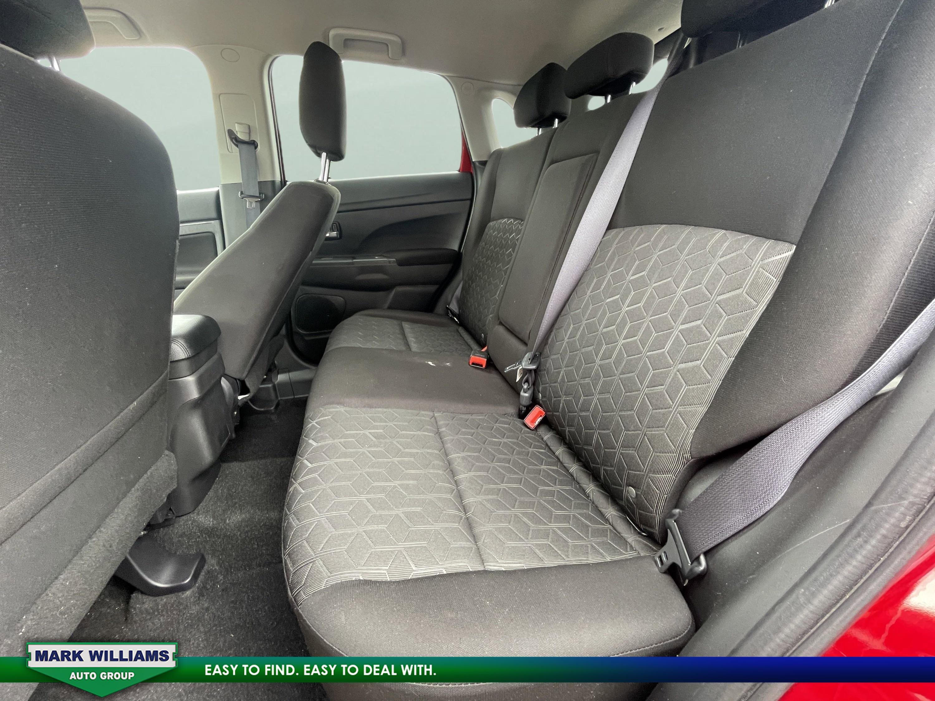 Used 2023 Mitsubishi Outlander Sport 2.0 ES image 13