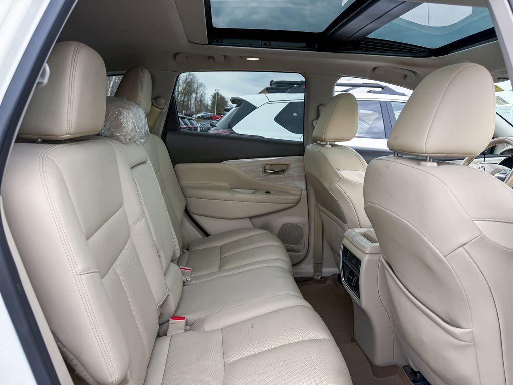 Used 2018 Nissan Murano SL w/ Moonroof Package image 17