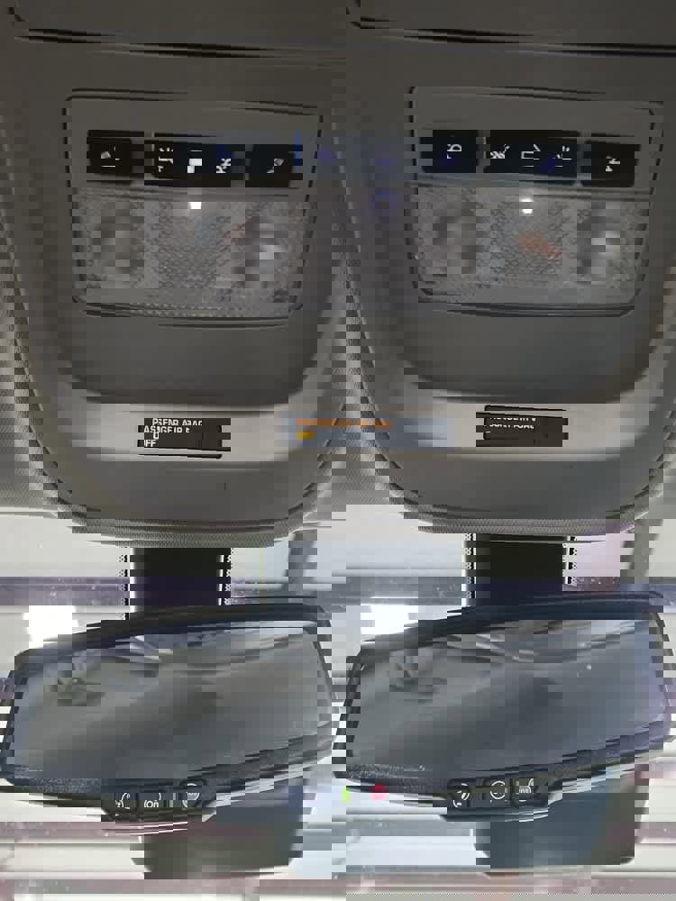 Used 2020 Chevrolet Colorado LT w/ Colorado RST Special Edition image 31