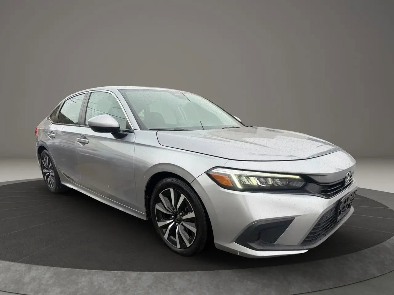 Used 2022 Honda Civic EX image 3