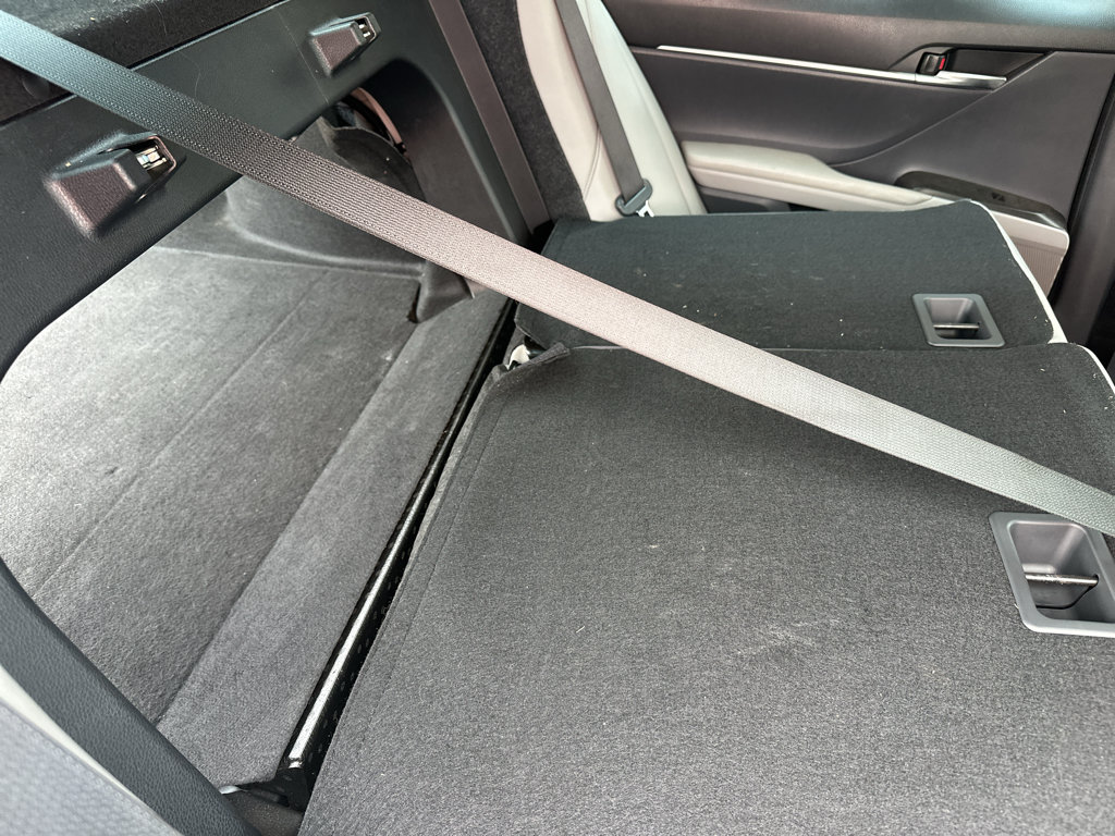 Used 2021 Toyota Camry SE AWD/4WD image 35