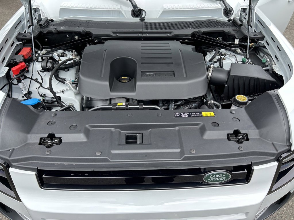 New 2025 Land Rover Defender 130 S image 29