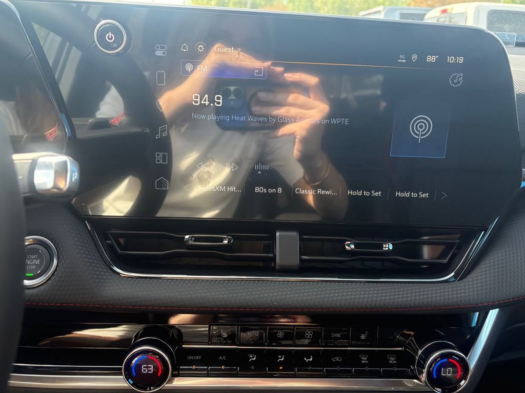 New 2026 Chevrolet Equinox RS w/ Safety and Technology Package image 9