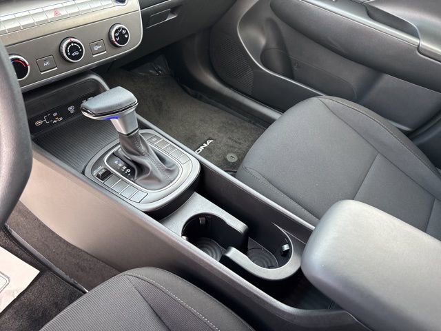 Used 2026 Hyundai Kona SE image 17