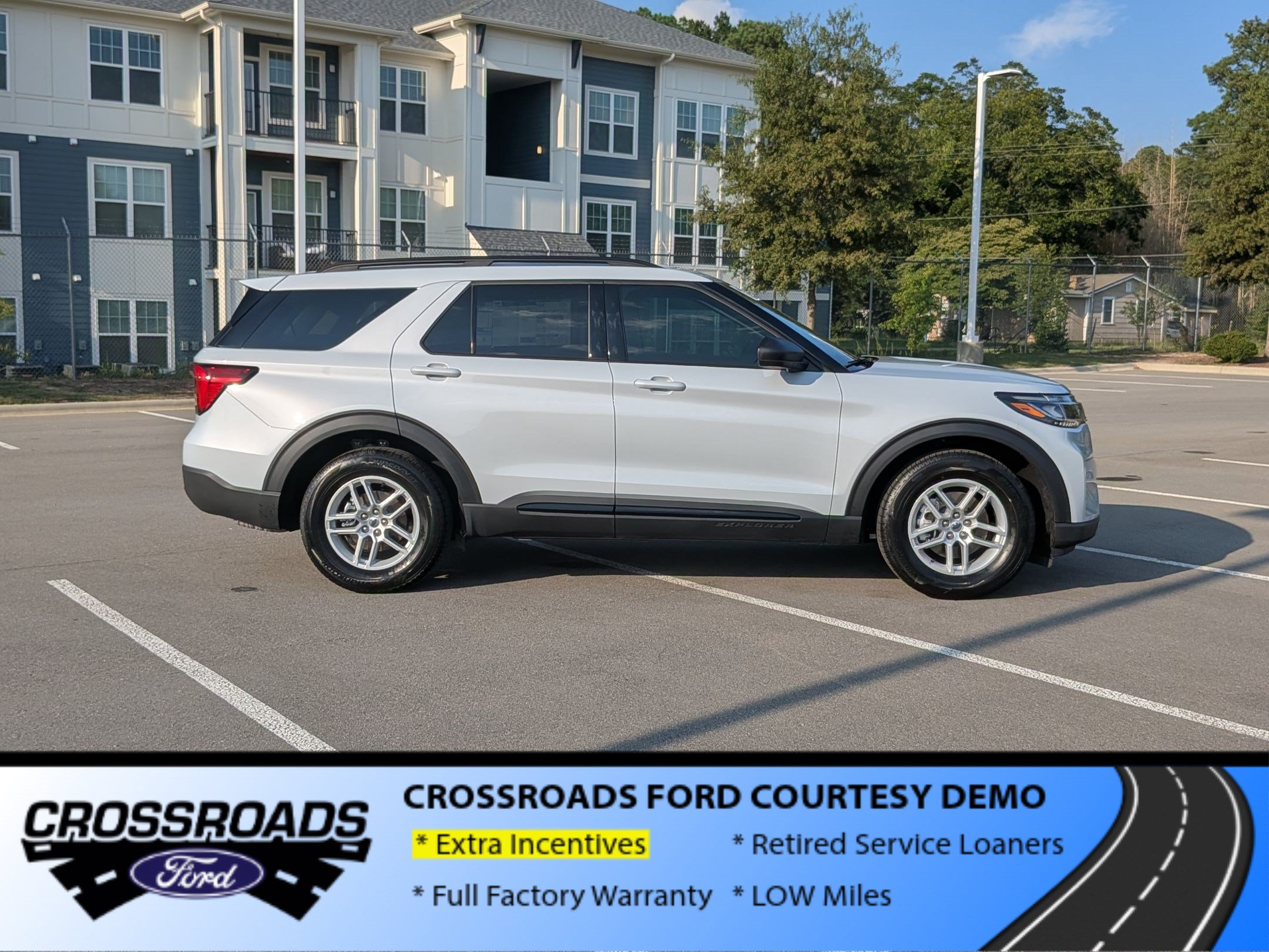 New 2026 Ford Explorer Active w/ Active Comfort Package RWD image 3