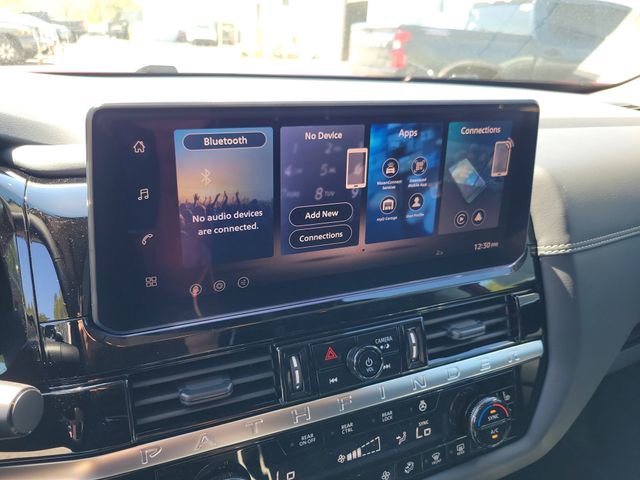 New 2026 Nissan Pathfinder Platinum image 16