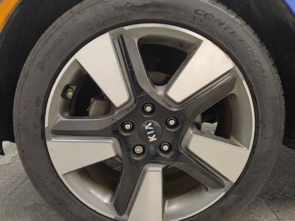 Used 2020 Kia Soul EX w/ Option Group 015 FWD image 31