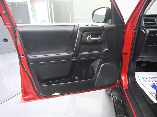 Used 2024 Toyota 4Runner TRD Off-Road image 3