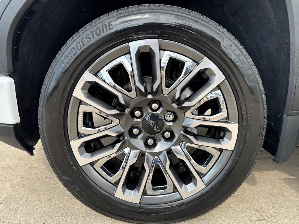 Certified 2024 GMC Sierra 1500 Denali Ultimate AWD/4WD image 15
