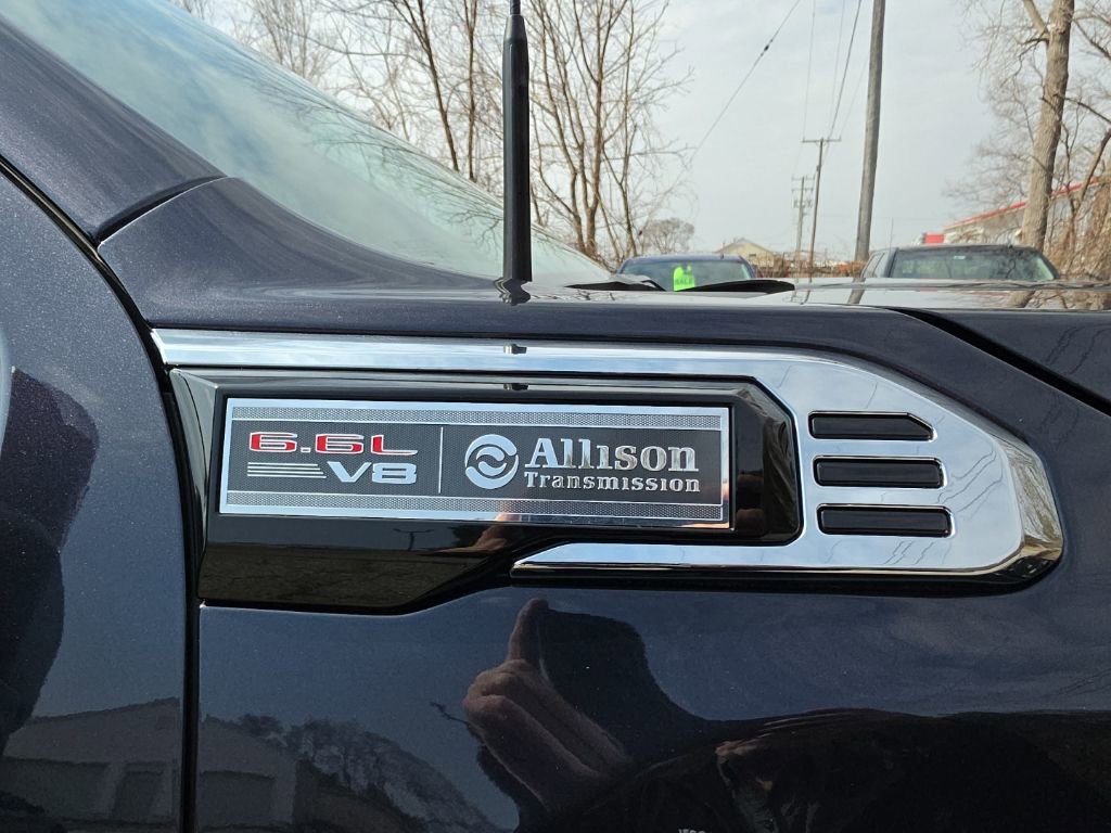 Certified 2025 GMC Sierra 2500 Denali w/ Denali Reserve Package image 12