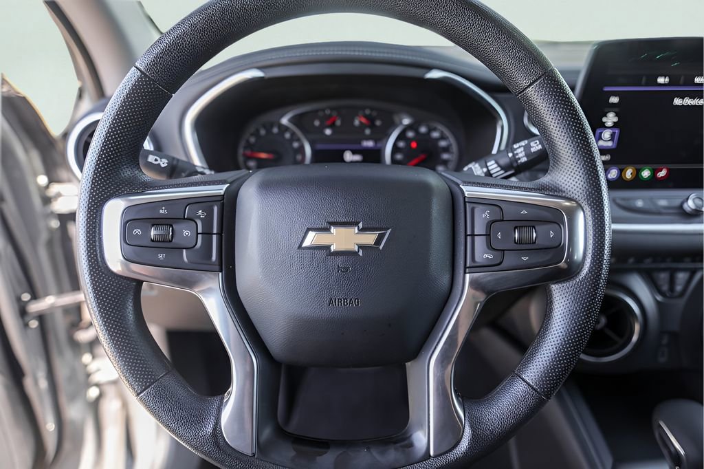 Used 2023 Chevrolet Blazer LT w/ Driver Confidence Package FWD image 15