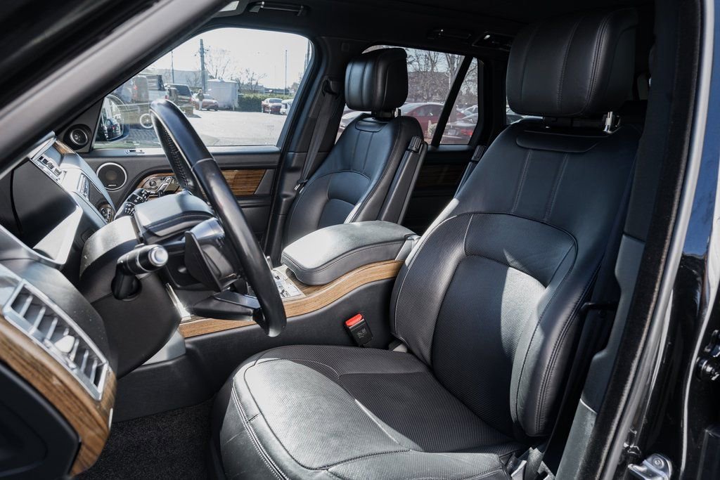 Used 2018 Land Rover Range Rover HSE AWD/4WD image 21