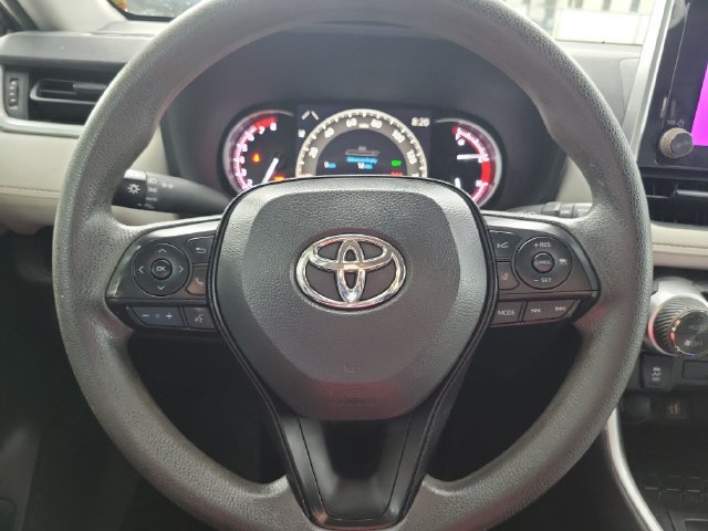 Used 2024 Toyota RAV4 XLE w/ Convenience Package FWD image 15