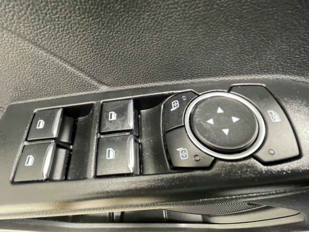 Used 2025 Ford Escape ST-Line AWD/4WD image 13