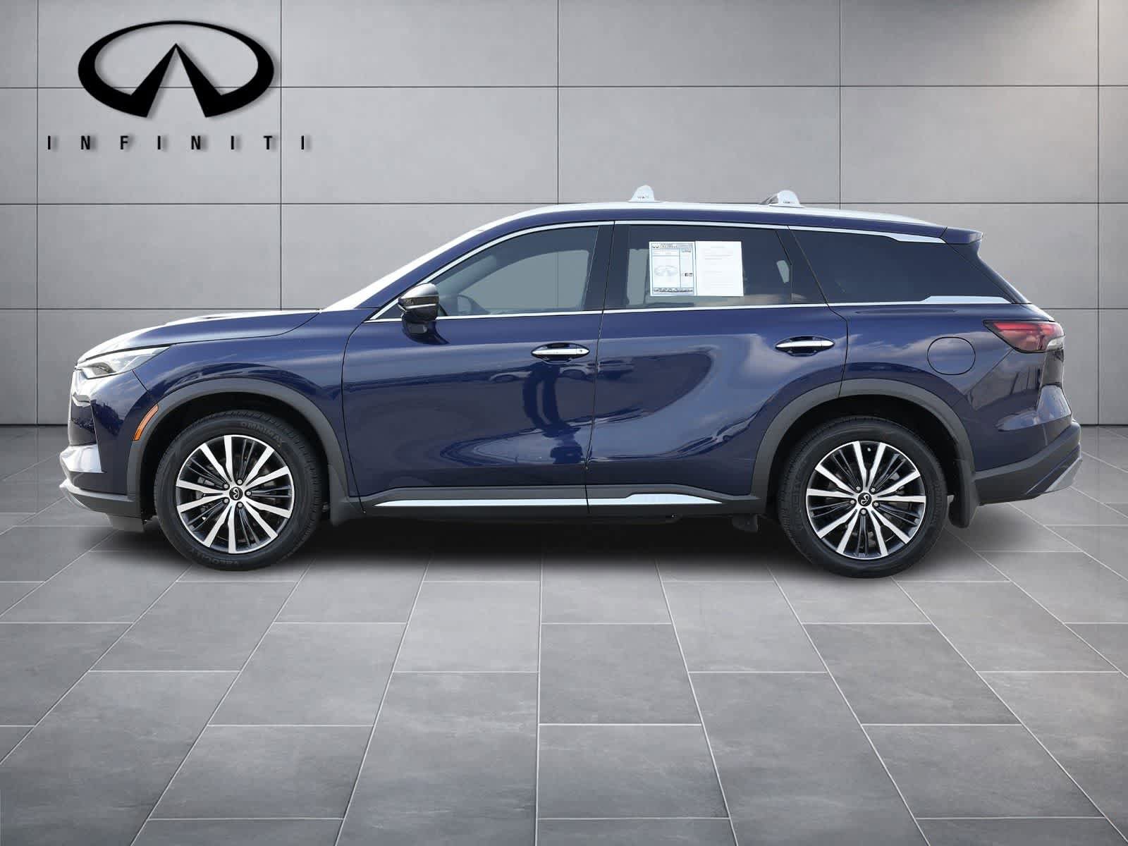 Certified 2023 INFINITI QX60 Sensory w/ Cargo Package AWD/4WD image 4