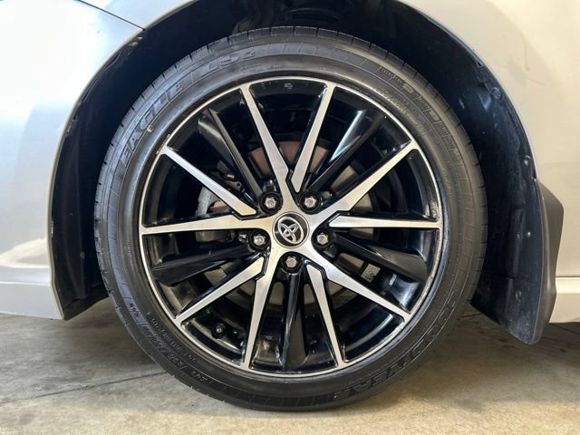 Used 2021 Toyota Camry SE w/ Cold Weather Package AWD/4WD image 10