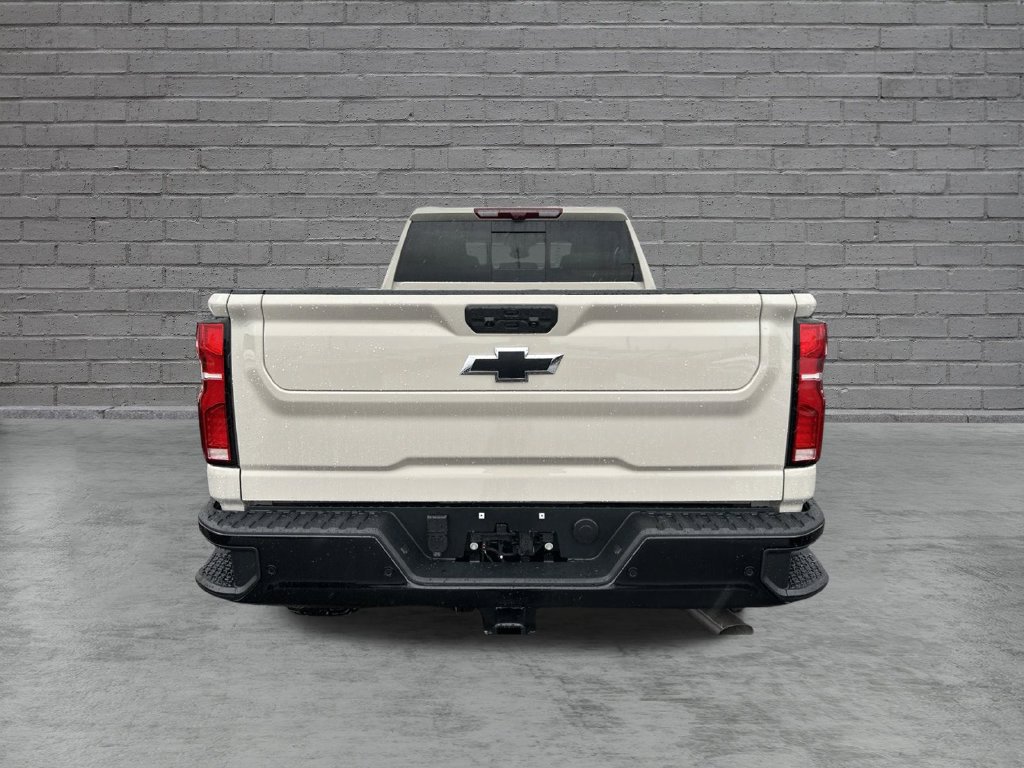 New 2026 Chevrolet Silverado 2500 ZR2 w/ LPO, Dark Essentials Package AWD/4WD image 6
