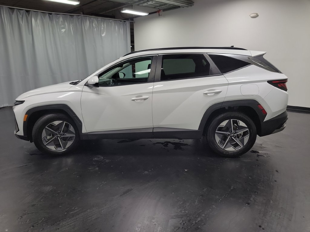Used 2025 Hyundai Tucson SEL FWD image 5