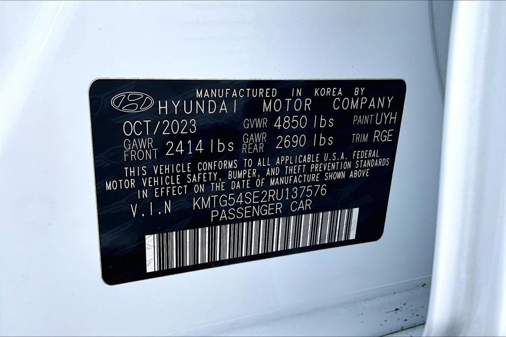 Used 2024 Genesis G70 3.3T Advanced RWD image 33