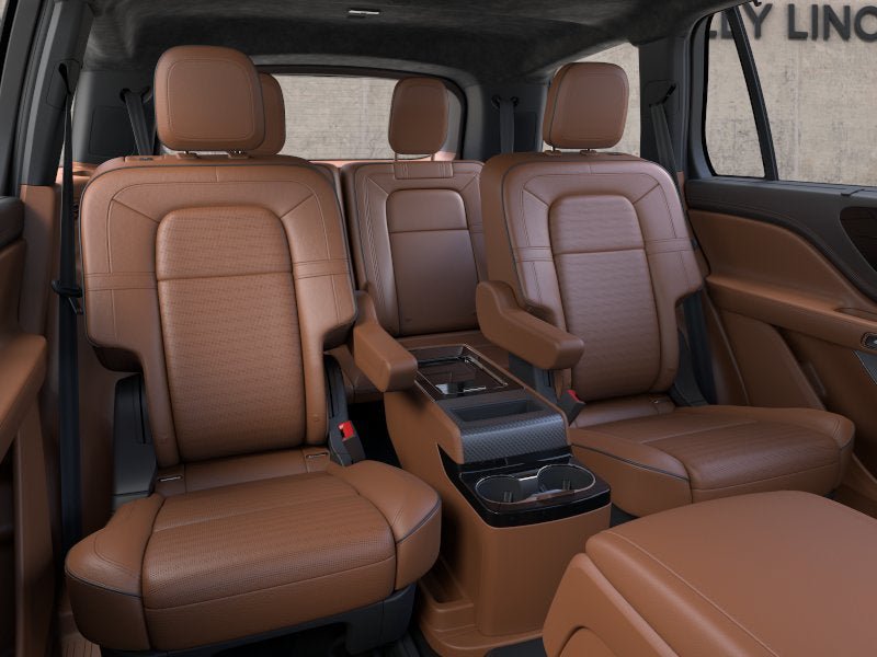 New 2026 Lincoln Aviator Black Label w/ Jet Appearance Package AWD/4WD image 11