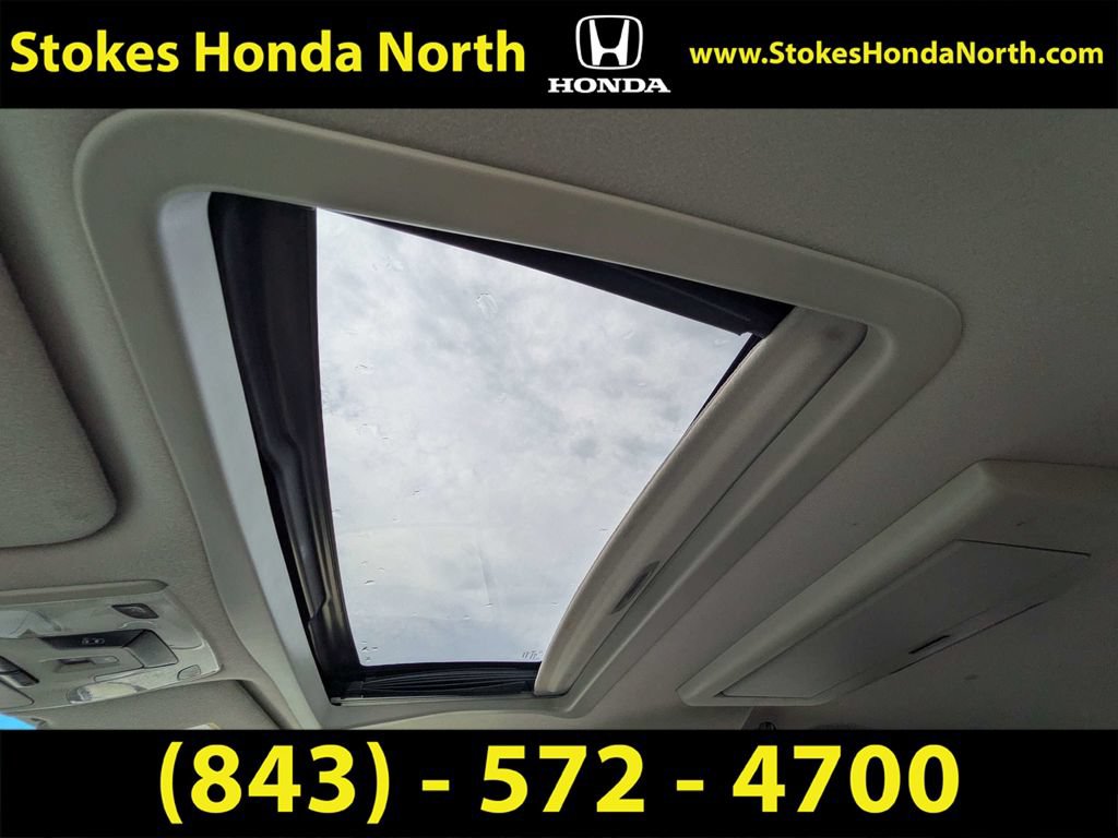 Used 2013 Toyota Sienna XLE w/ Entertainment Pkg AWD/4WD image 31