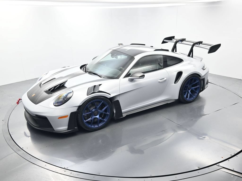 Certified 2025 Porsche 911 GT3 RS RWD image 38