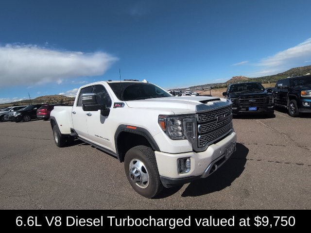 Used 2022 GMC Sierra 3500 Denali w/ Denali Ultimate Package AWD/4WD image 3
