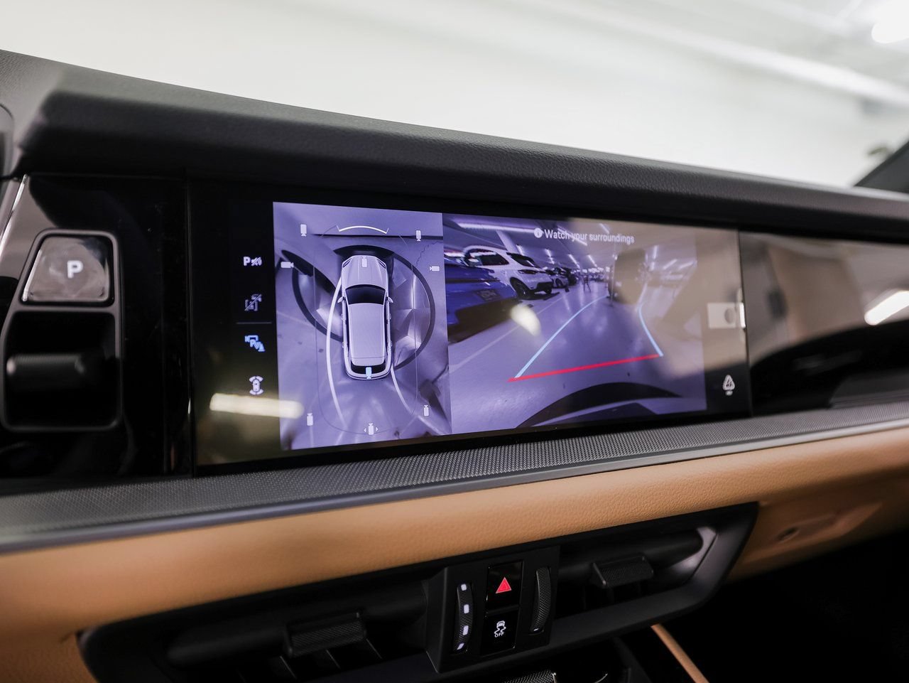 Certified 2026 Porsche Cayenne AWD/4WD image 18