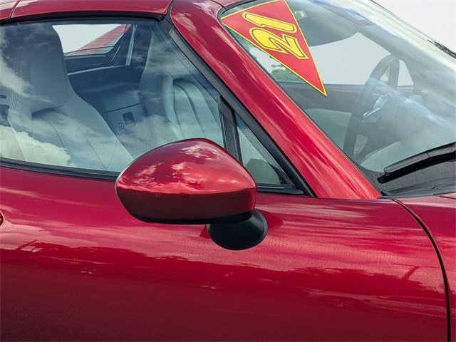 Used 2021 MAZDA MX-5 Miata RF Grand Touring image 11
