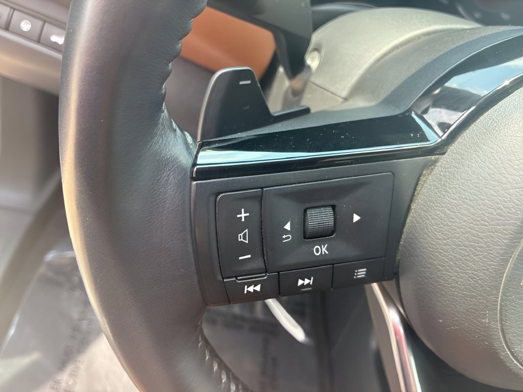 Used 2023 Nissan Pathfinder Platinum AWD/4WD image 23