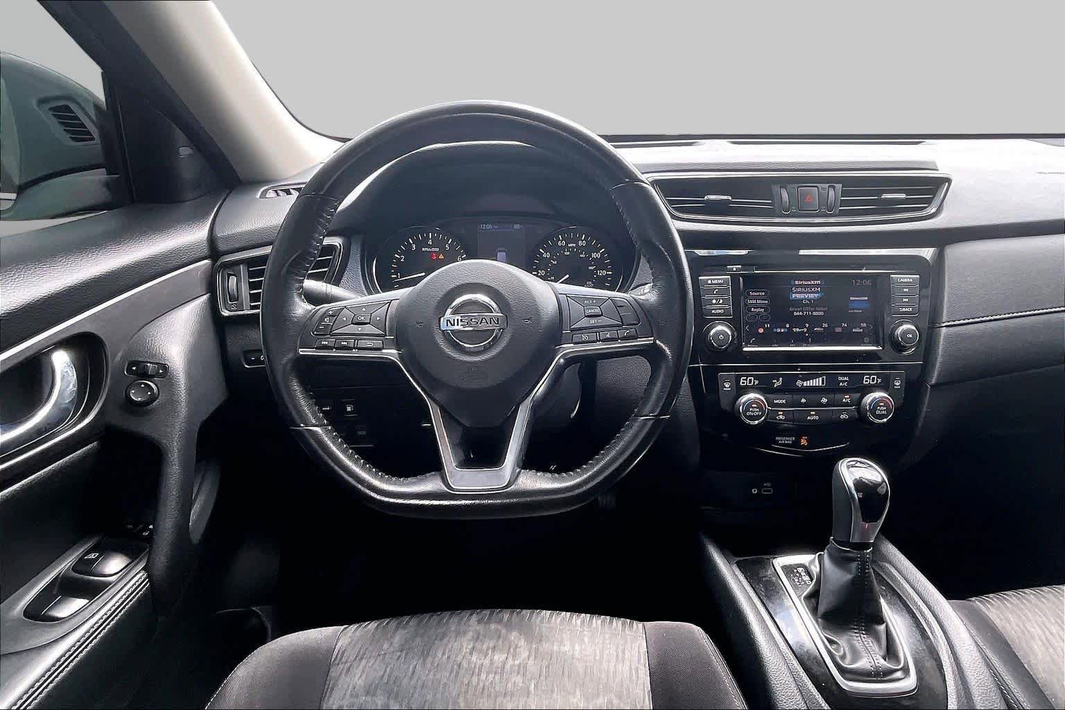 Used 2019 Nissan Rogue SV FWD image 6