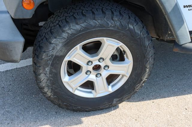 Used 2015 Jeep Wrangler Unlimited Sport w/ Quick Order Package 24S AWD/4WD image 7