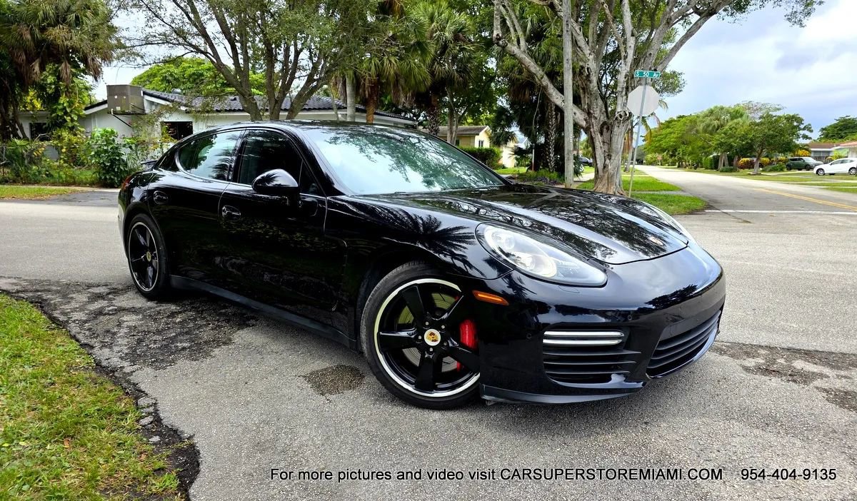 Used 2016 Porsche Panamera GTS image 26