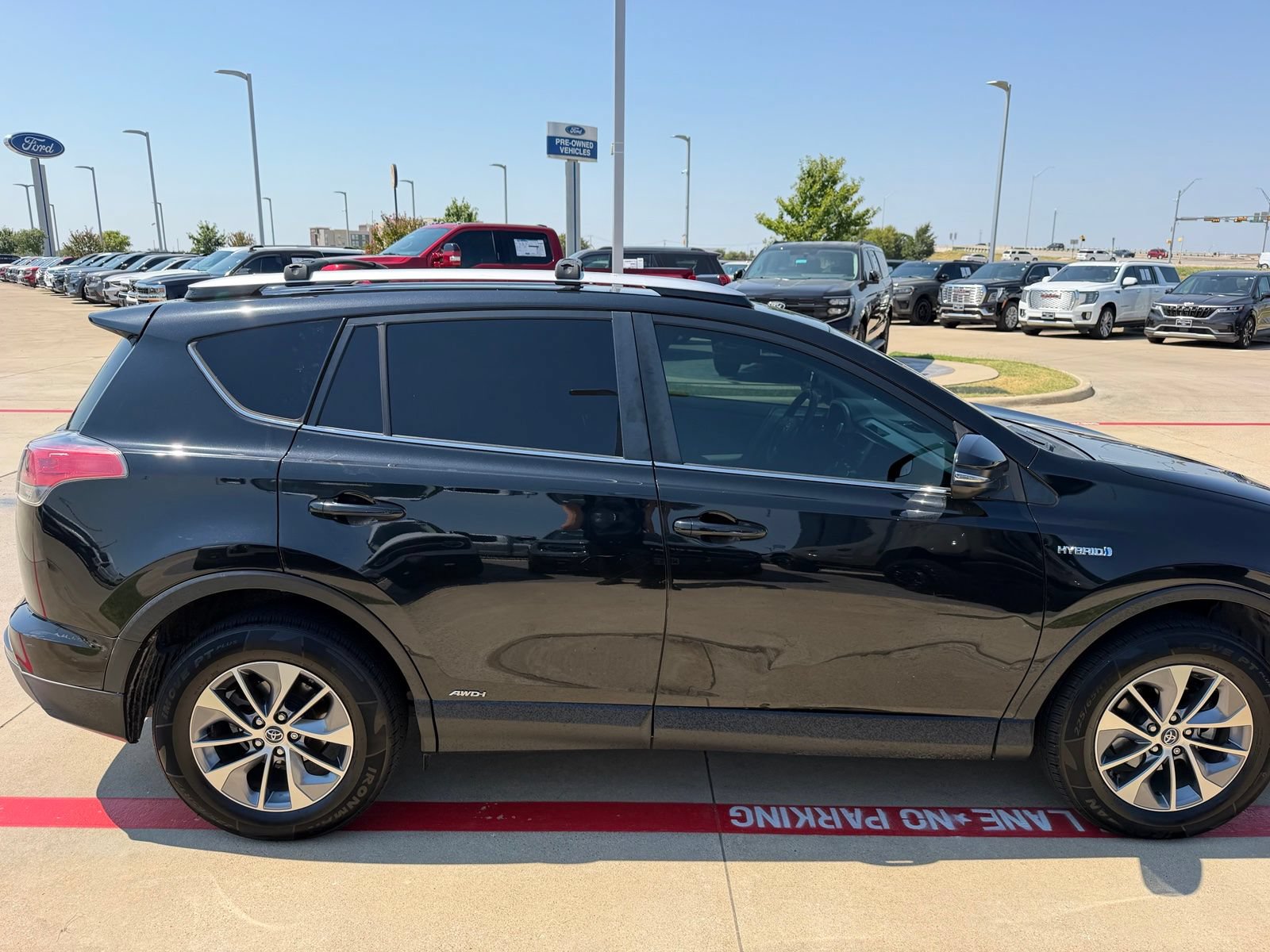 Used 2016 Toyota RAV4 XLE AWD/4WD image 27