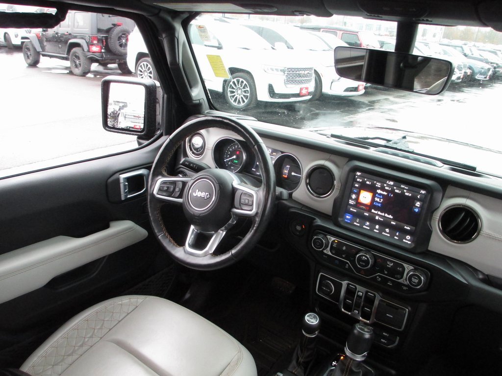 Used 2021 Jeep Wrangler Unlimited Sahara image 21