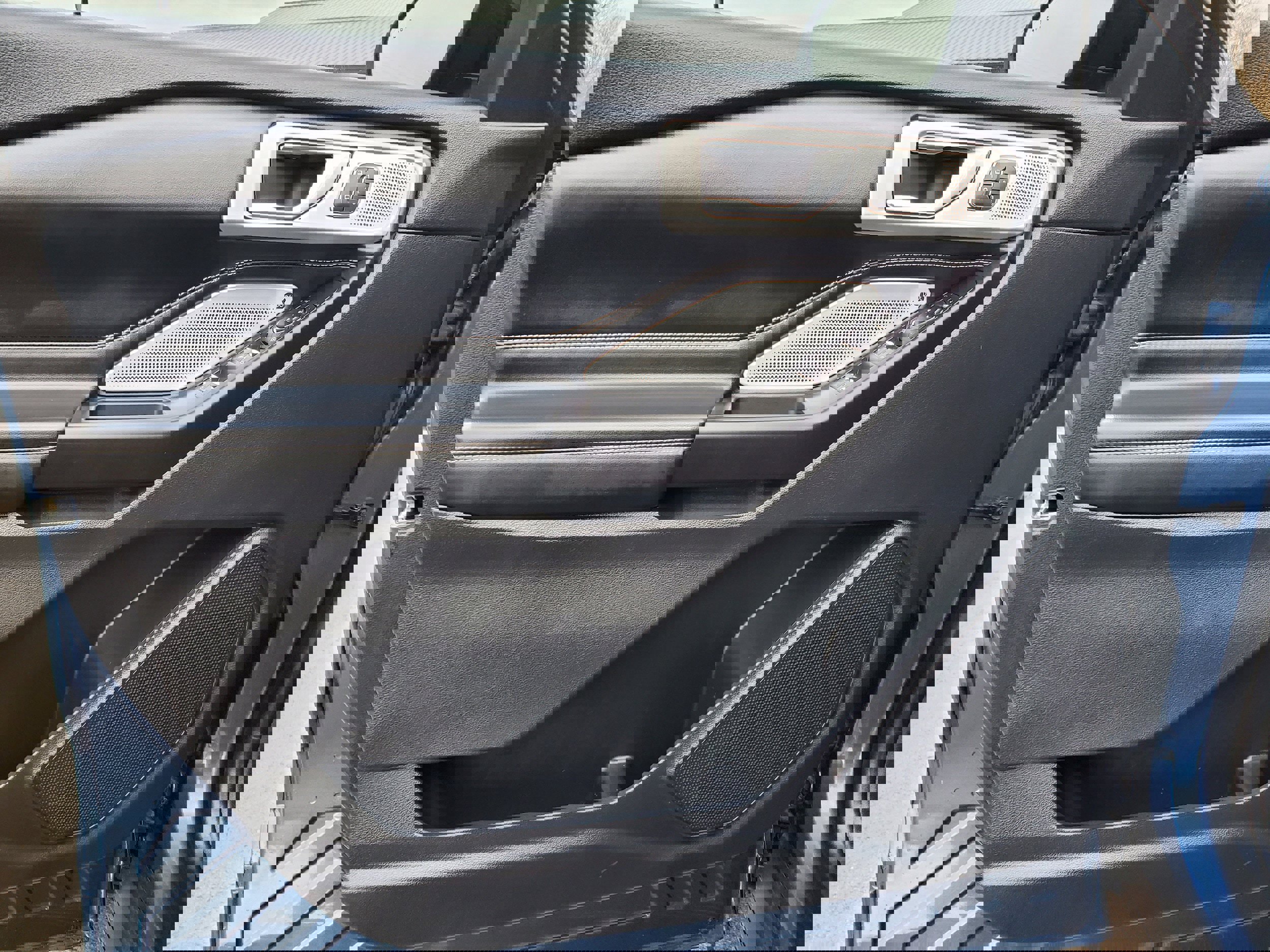 Used 2020 Ford Explorer ST w/ ST Street Pack image 11