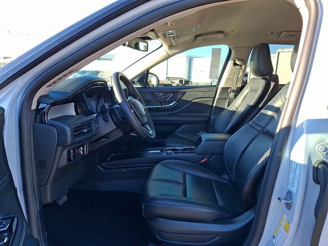 Used 2025 Lincoln Corsair FWD image 13