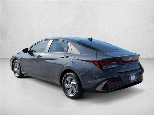 New 2026 Hyundai Elantra SE image 9