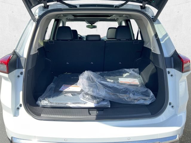New 2026 Nissan Rogue Platinum AWD/4WD image 33