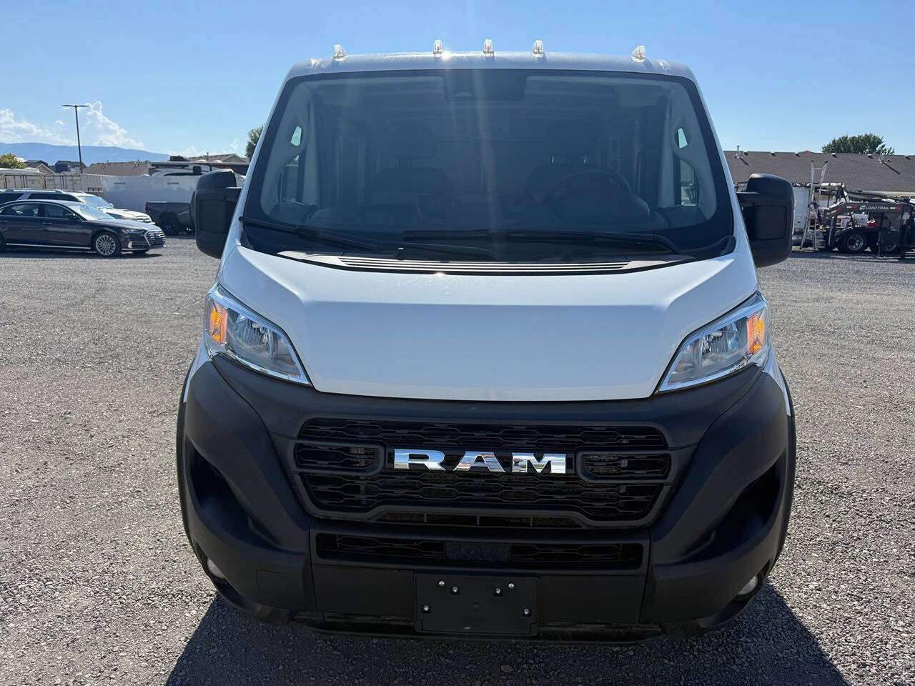 Used 2025 RAM ProMaster 2500 w/ Convenience Group FWD image 8