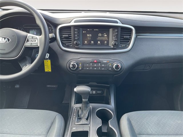 Used 2020 Kia Sorento L image 11