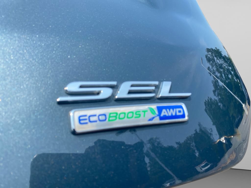 Used 2019 Ford Edge SEL w/ Equipment Group 201A AWD/4WD image 18
