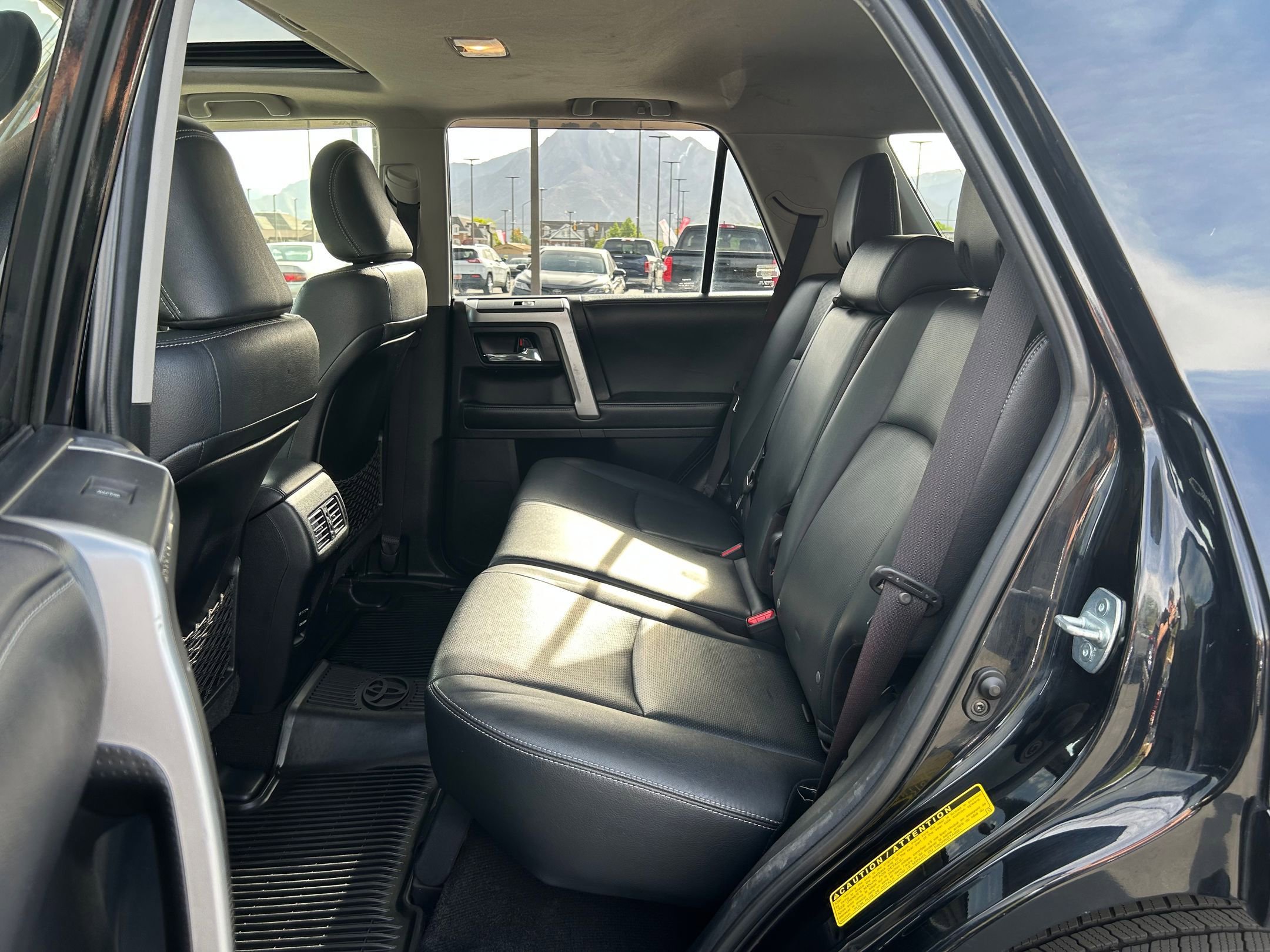 Used 2017 Toyota 4Runner Limited AWD/4WD image 25