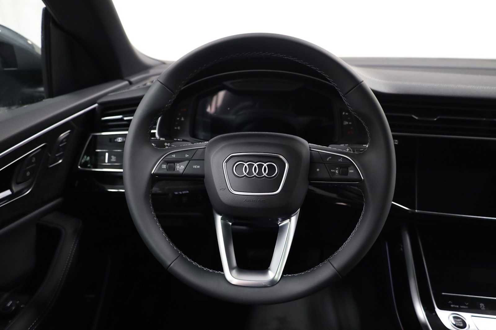 New 2026 Audi Q8 Premium Plus image 23